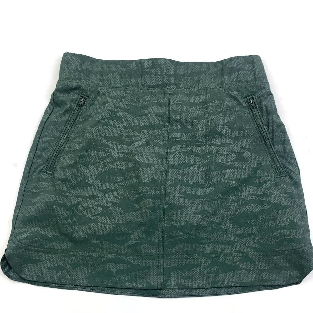 Orvis Women's Embossed Pull-On Travel Skort Green Camo Embossed Print Women's XS